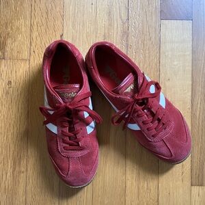 Gola Harrier Sneakers, Red suede, Women’s 8.5, Men’s 7